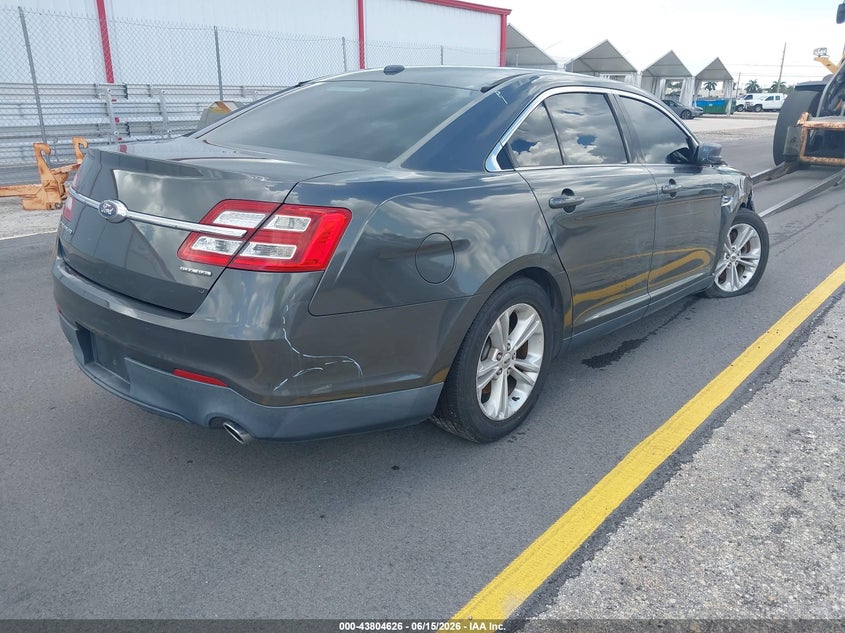 Vin: 1fahp2d86hg105595, lot: 44300084, ford taurus se 20174