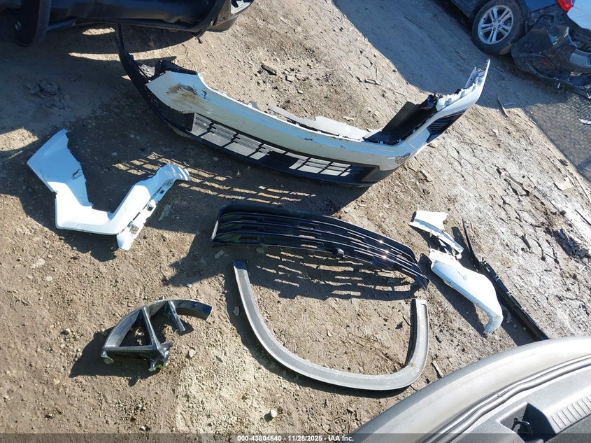 2024 Chevrolet Traverse Fwd Lt VIN: 1GNERGKS9RJ147533 Lot: 43804640