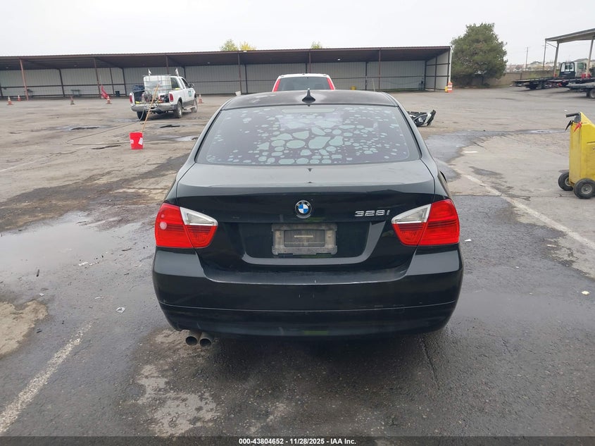 2007 BMW 328I VIN: WBAVA33527KX81661 Lot: 43804652