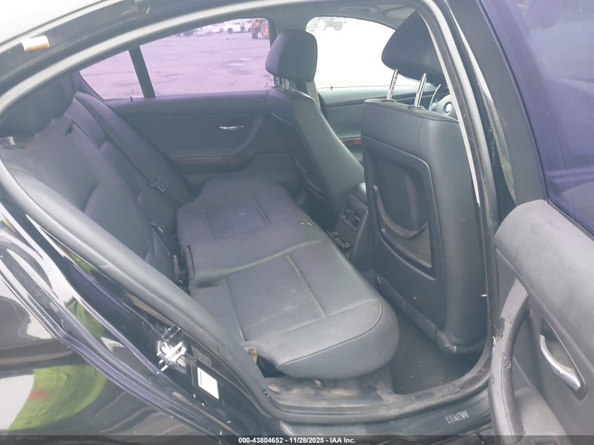 2007 BMW 328I VIN: WBAVA33527KX81661 Lot: 43804652