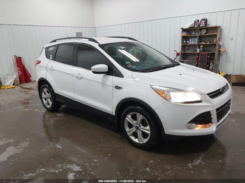 FORD ESCAPE SE