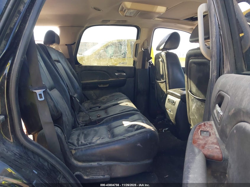 2007 Chevrolet Tahoe Ltz VIN: 1GNFK13057R248845 Lot: 43804756