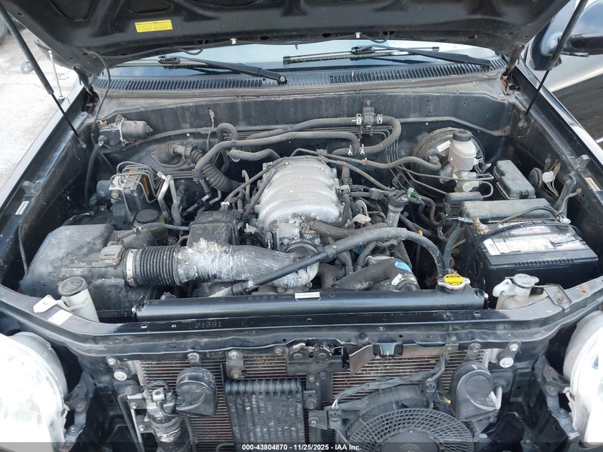 2003 Toyota Sequoia Limited V8 VIN: 5TDBT48A73S204316 Lot: 43804870