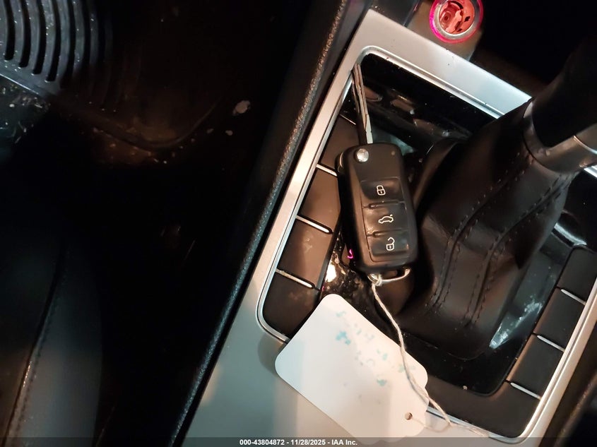 2013 Volkswagen Passat 2.5L Se VIN: 1VWBP7A33DC067960 Lot: 43804872