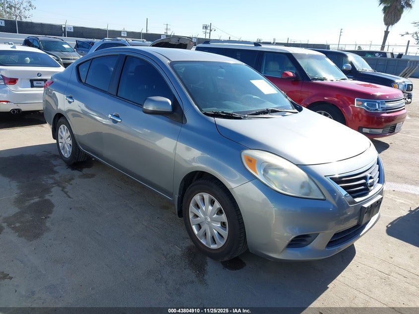 NISSAN VERSA 1.6 SV