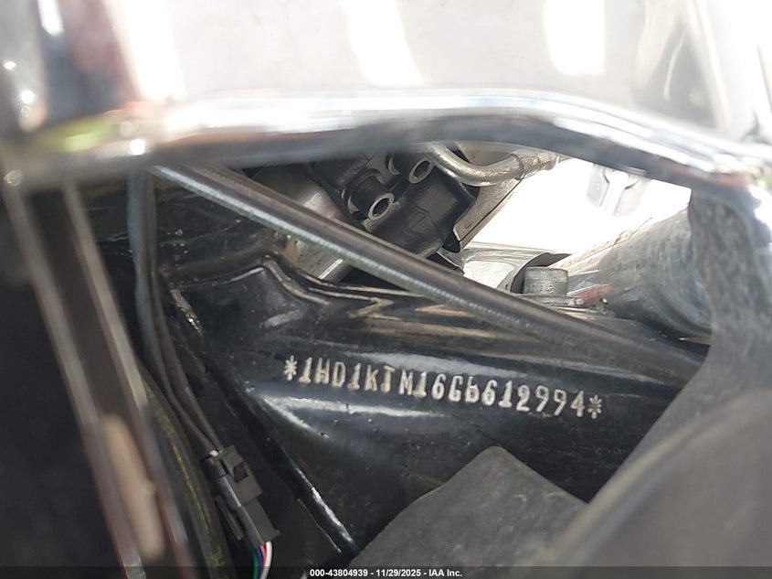 2016 Harley-Davidson Fltrxs Road Glide Special VIN: 1HD1KTM16GB612994 Lot: 43804939