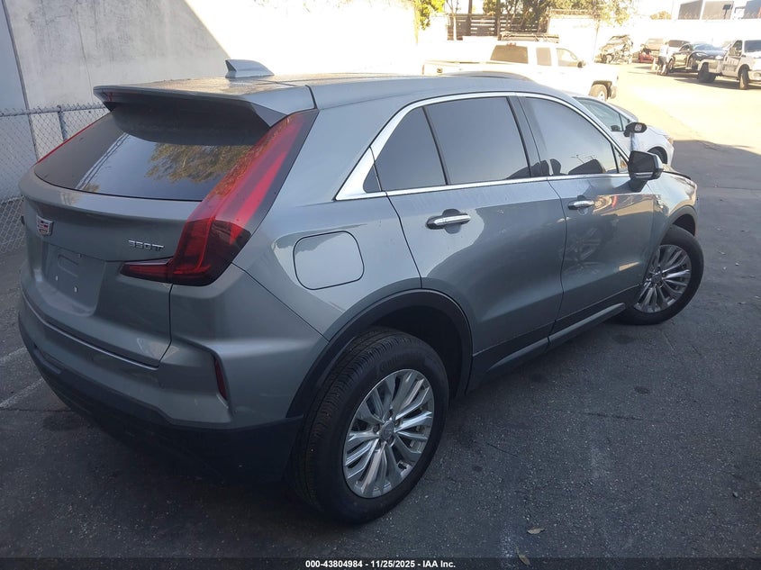 1GYAZAR45RF244379 2024 CADILLAC XT4 photo no. 4