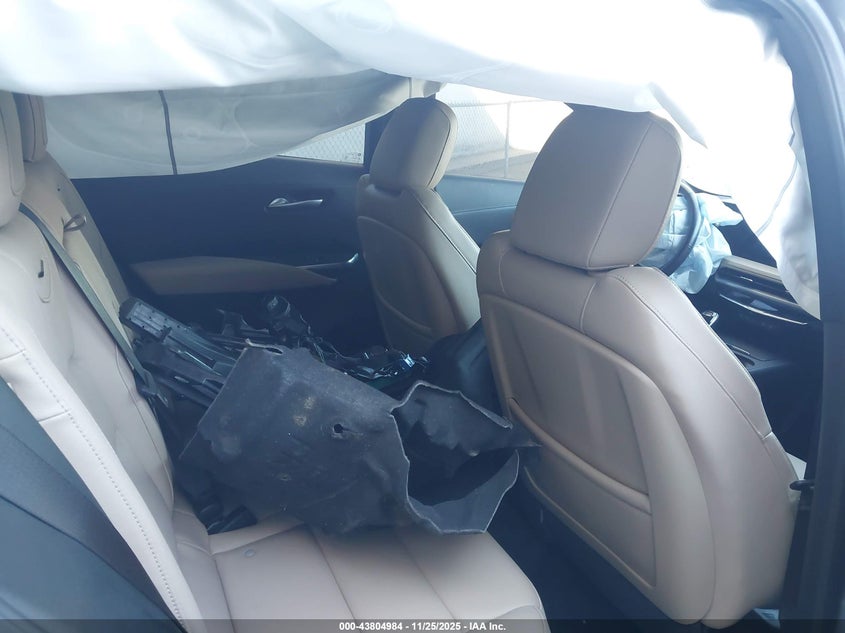 2024 Cadillac Xt4 Fwd Luxury VIN: 1GYAZAR45RF244379 Lot: 43804984