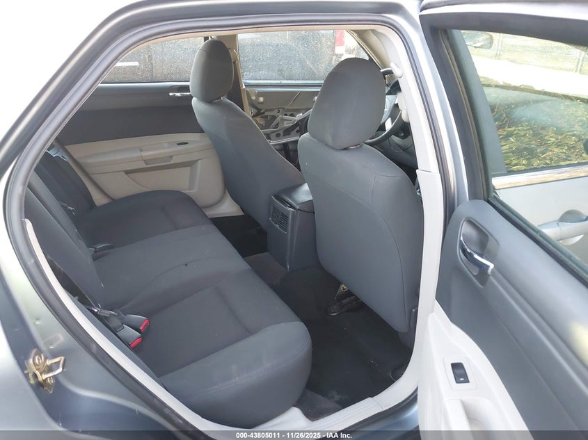 2006 Chrysler 300 VIN: 2C3KA43R86H501881 Lot: 43805011