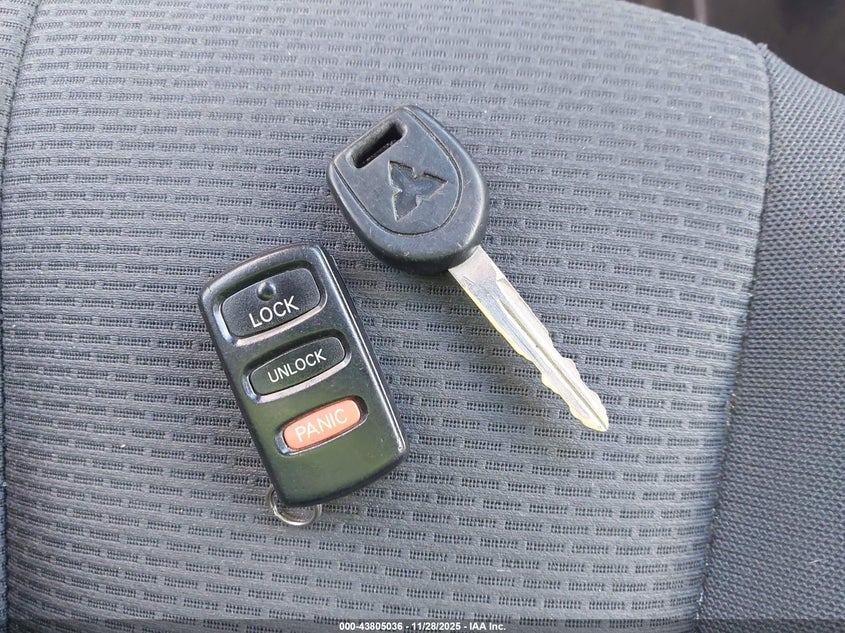 2004 Mitsubishi Endeavor Ls VIN: 4A4MM21S84E119613 Lot: 43805036