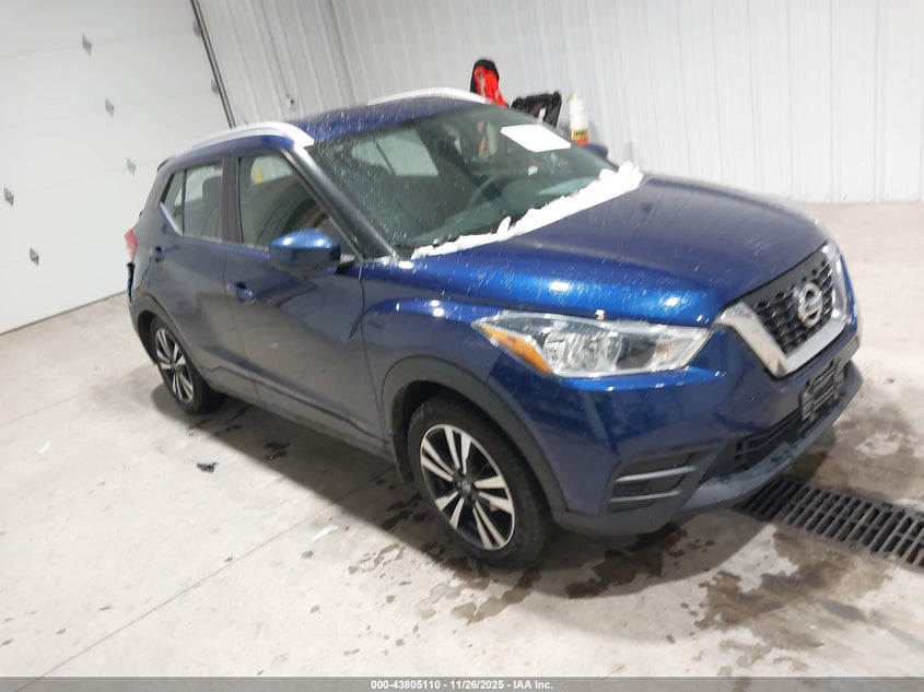 NISSAN KICKS SV