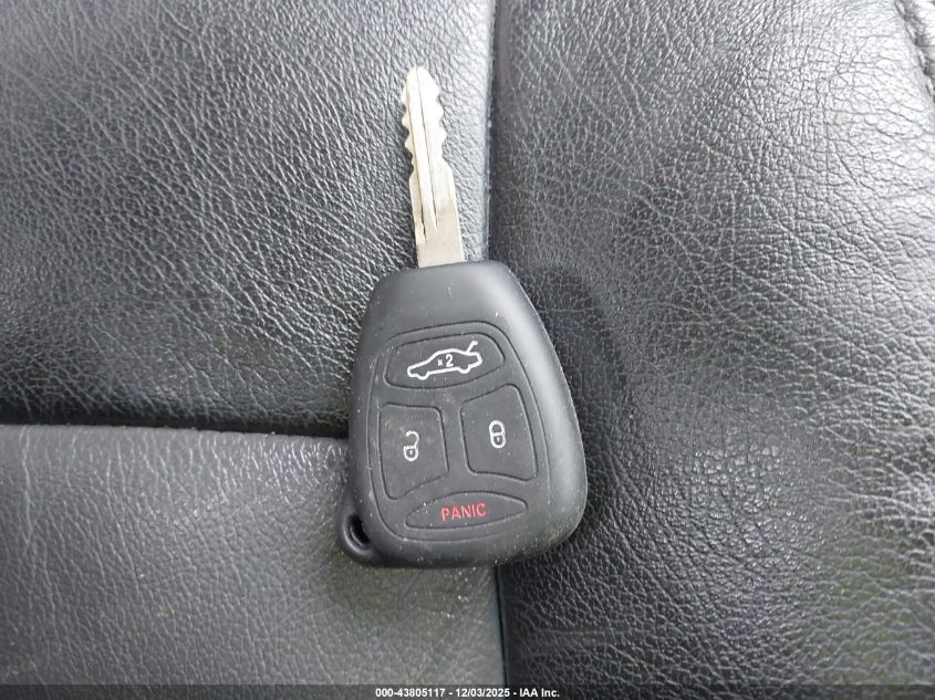 2008 Jeep Liberty Sport VIN: 1J8GN28K08W270526 Lot: 43805117