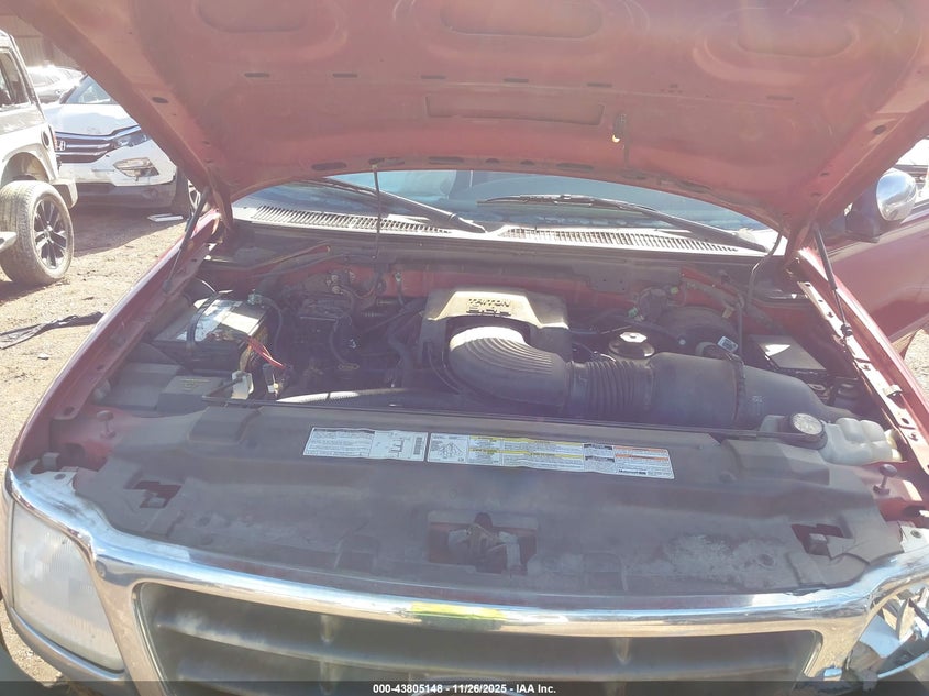 2000 Ford F-150 Work Series/Xl/Xlt VIN: 1FTRF17L5YNB00637 Lot: 43805148