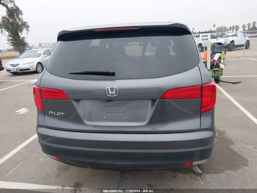 2017 Honda Pilot Lx VIN: 5FNYF5H1XHB031149 Lot: 43805163