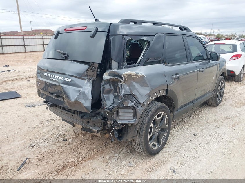 2024 Ford Bronco Sport Outer Banks VIN: 3FMCR9C63RRE92703 Lot: 43805177