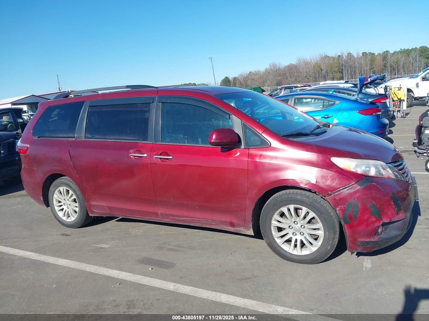 2015 Toyota Sienna Xle 8 Passenger VIN: 5TDYK3DC0FS579189 Lot: 43805197