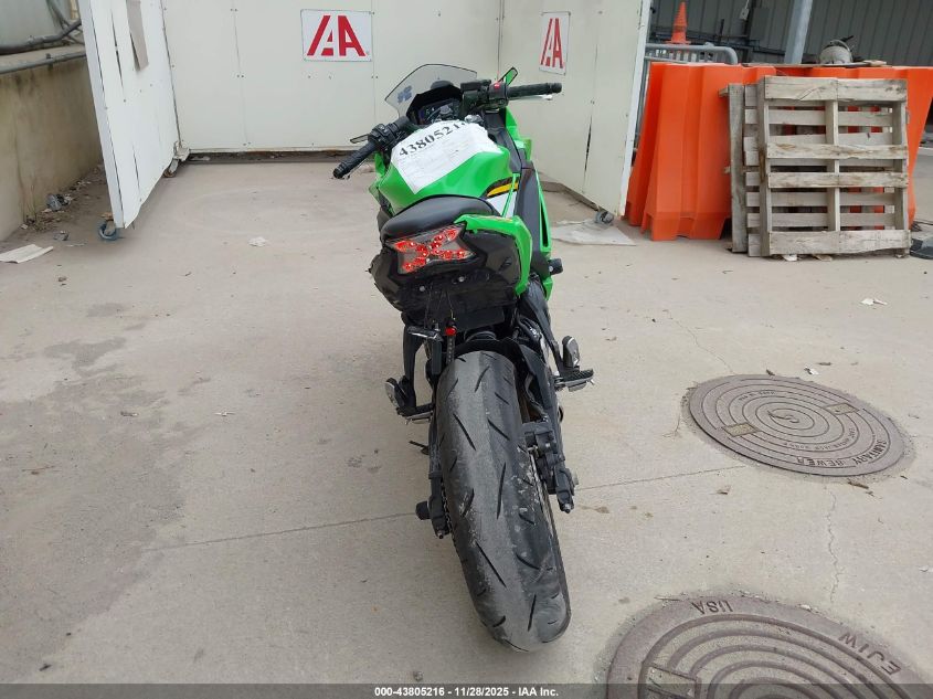 2025 Kawasaki Ex650 P VIN: ML5EXEP15SDAE3895 Lot: 43805216