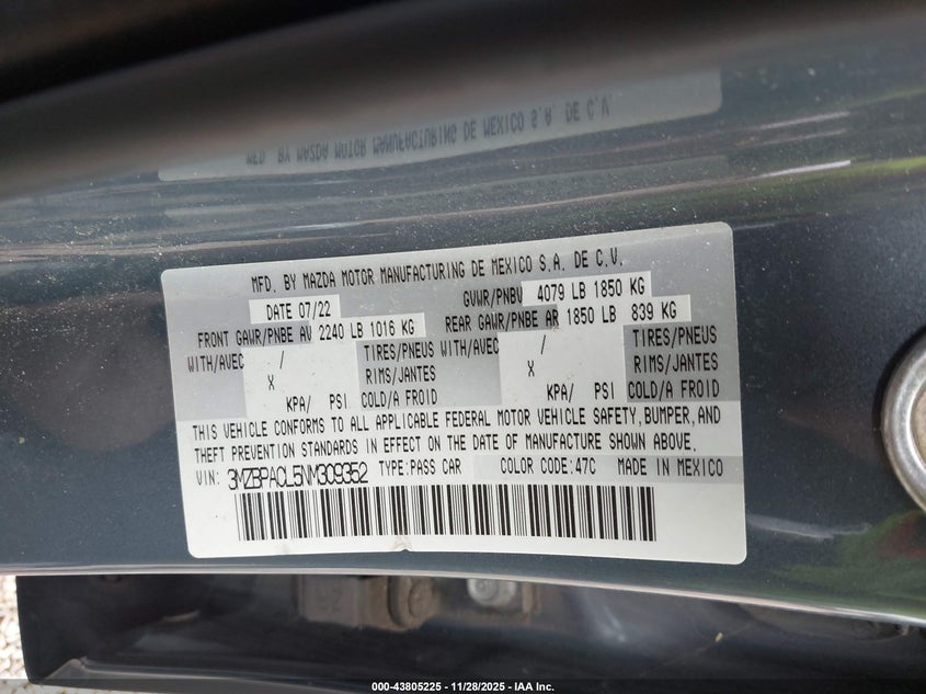 2022 Mazda Mazda3 Carbon Edition VIN: 3MZBPACL5NM309352 Lot: 43805225