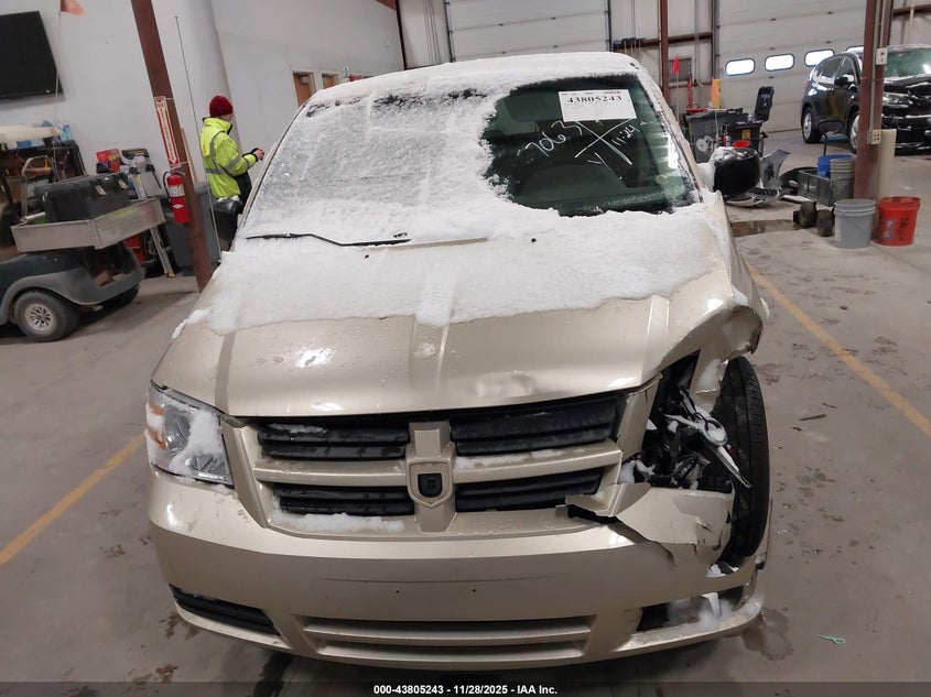 2010 Dodge Grand Caravan Se VIN: 2D4RN4DE2AR327063 Lot: 43805243