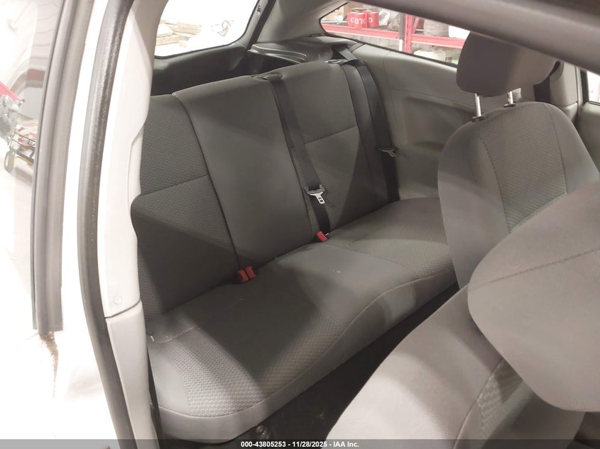 2007 Ford Focus S/Se/Ses VIN: 1FAFP31N57W161796 Lot: 43805253