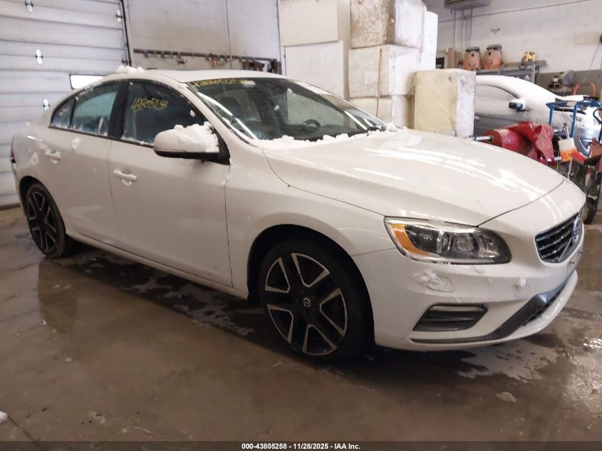 VOLVO S60 T5 DYNAMIC