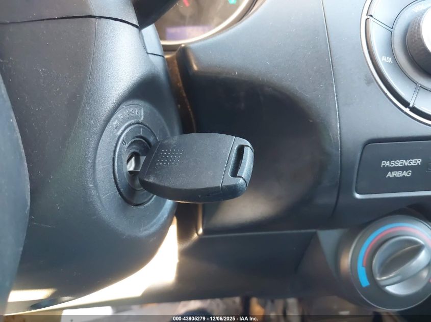 2007 Honda Fit Sport VIN: JHMGD38617S040372 Lot: 43805279