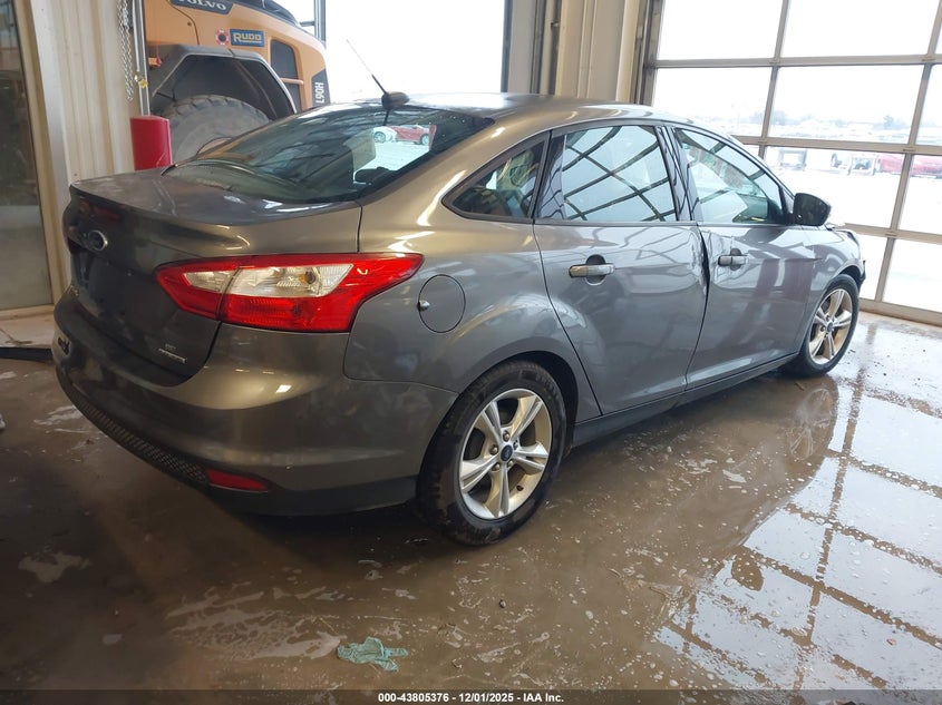 2014 FORD FOCUS auction photo 4