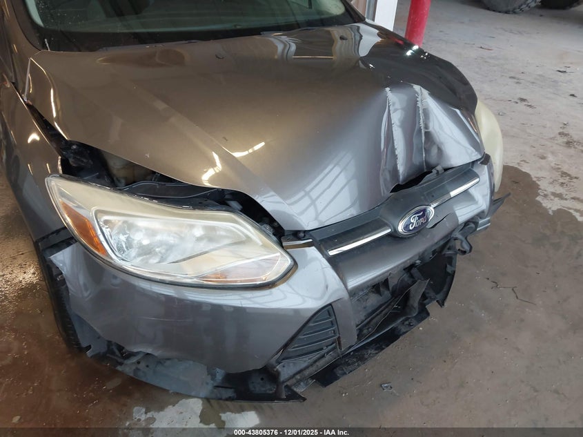 2014 FORD FOCUS auction photo 6