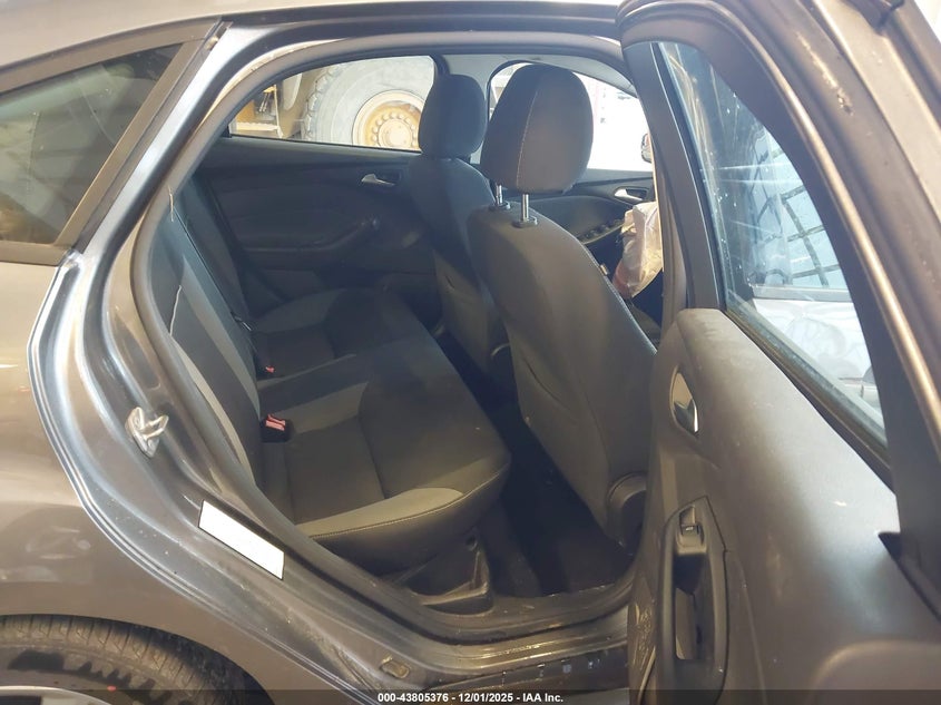 2014 FORD FOCUS auction photo 8