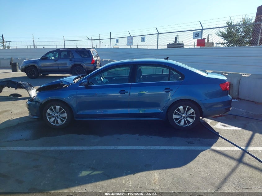 2015 Volkswagen Jetta 2.0L Tdi Se VIN: 3VWLA7AJ3FM255643 Lot: 43805501