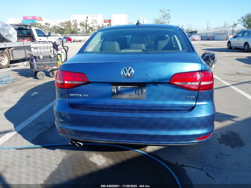 2015 Volkswagen Jetta 2.0L Tdi Se VIN: 3VWLA7AJ3FM255643 Lot: 43805501