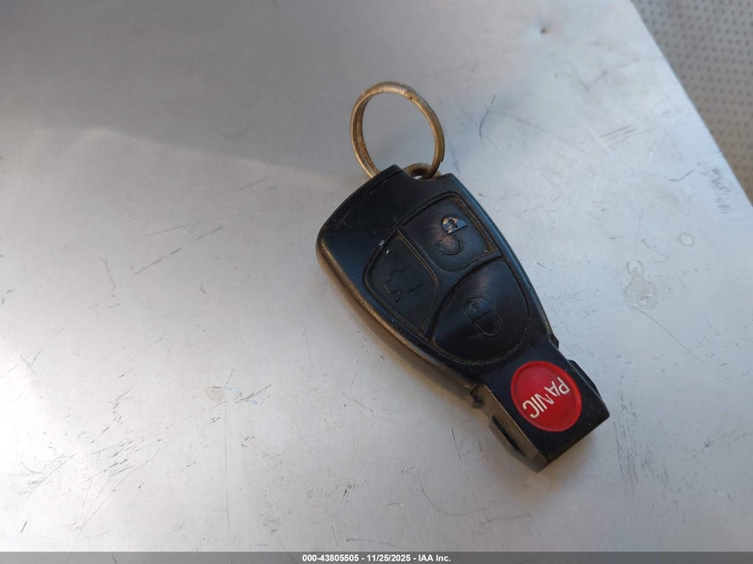 2005 Mercedes-Benz C 240 Luxury VIN: WDBRF61J95A676530 Lot: 43805505