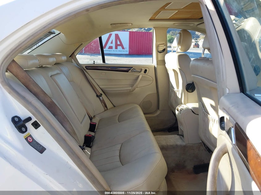 2005 Mercedes-Benz C 240 Luxury VIN: WDBRF61J95A676530 Lot: 43805505