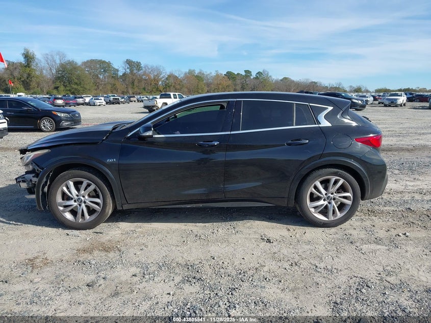 2018 Infiniti Qx30 Luxury VIN: SJKCH5CP3JA059001 Lot: 43805541