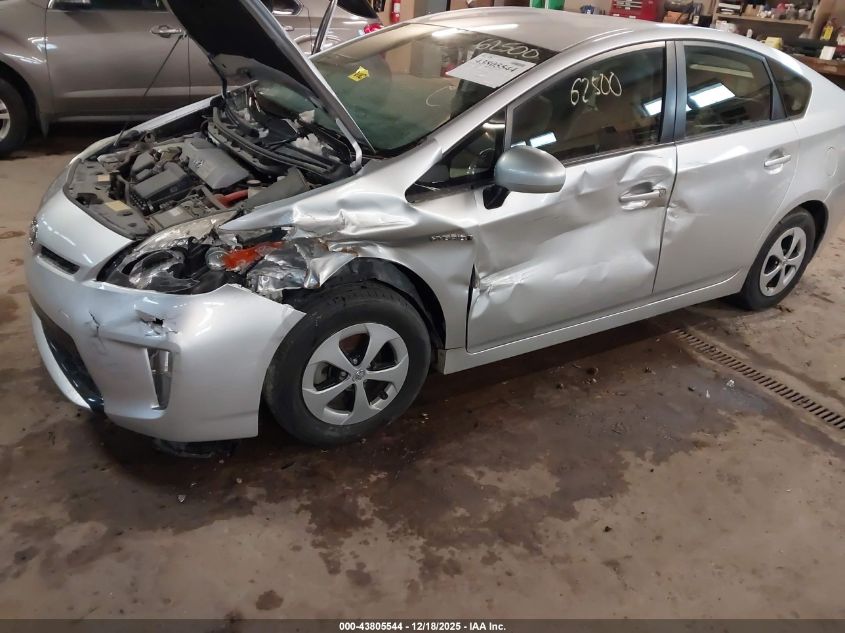 2014 Toyota Prius Two VIN: JTDKN3DUXE1737135 Lot: 43805544