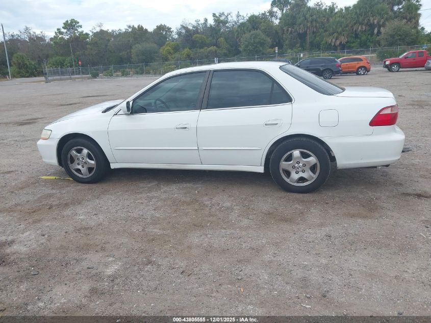 2000 Honda Accord 3.0 Ex VIN: 1HGCG1650YA086385 Lot: 43805555