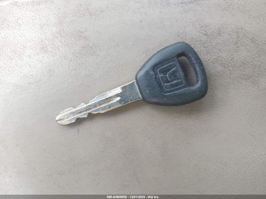 2000 Honda Accord 3.0 Ex VIN: 1HGCG1650YA086385 Lot: 43805555