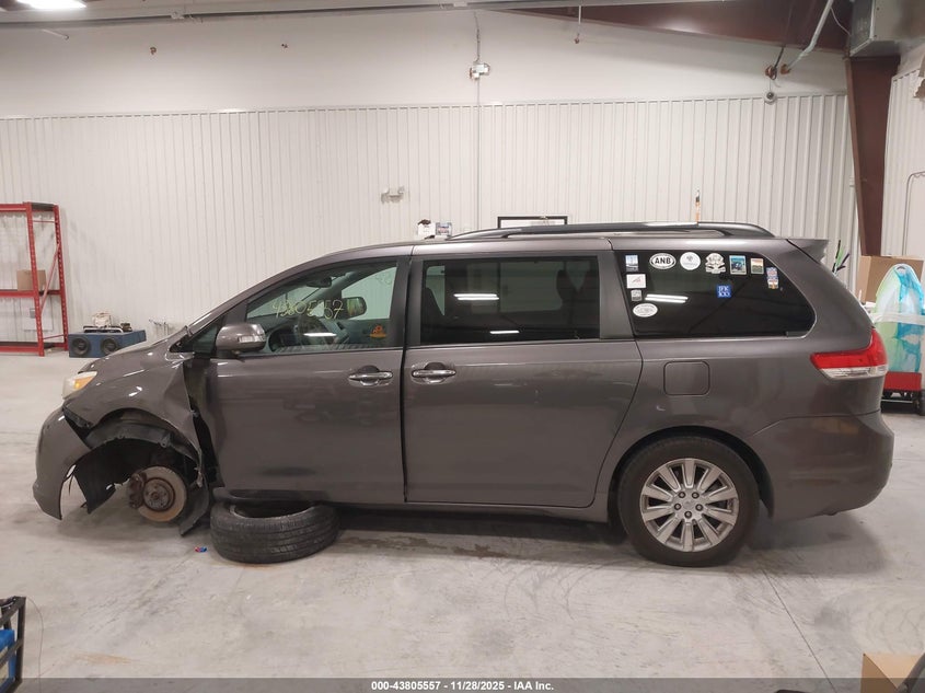 2013 Toyota Sienna Limited V6 7 Passenger VIN: 5TDYK3DC3DS347859 Lot: 43805557