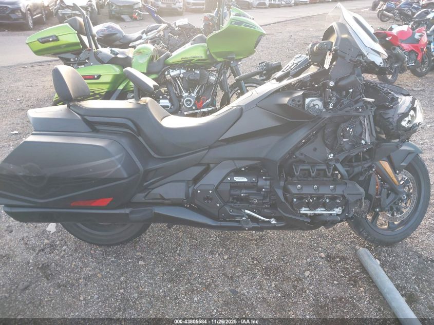 2025 Honda Gl1800 B VIN: JH2SC7941SK700140 Lot: 43805584