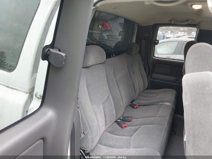 2003 Chevrolet Silverado 1500 Ls VIN: 2GCEK19T031311410 Lot: 43805591