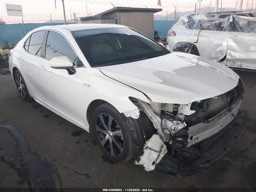 TOYOTA CAMRY HYBRID SE HYBRID