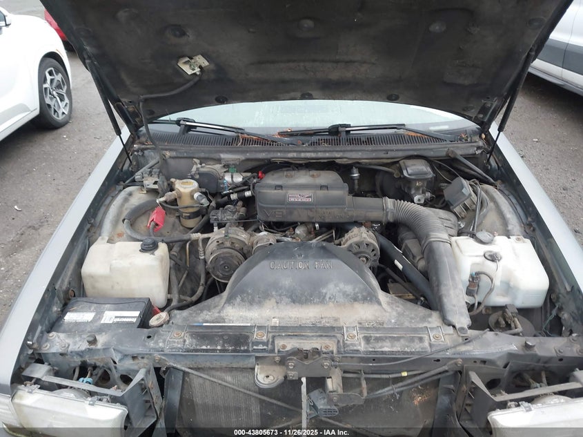 1992 Buick Roadmaster VIN: 1G4BN5377NR440652 Lot: 43805673