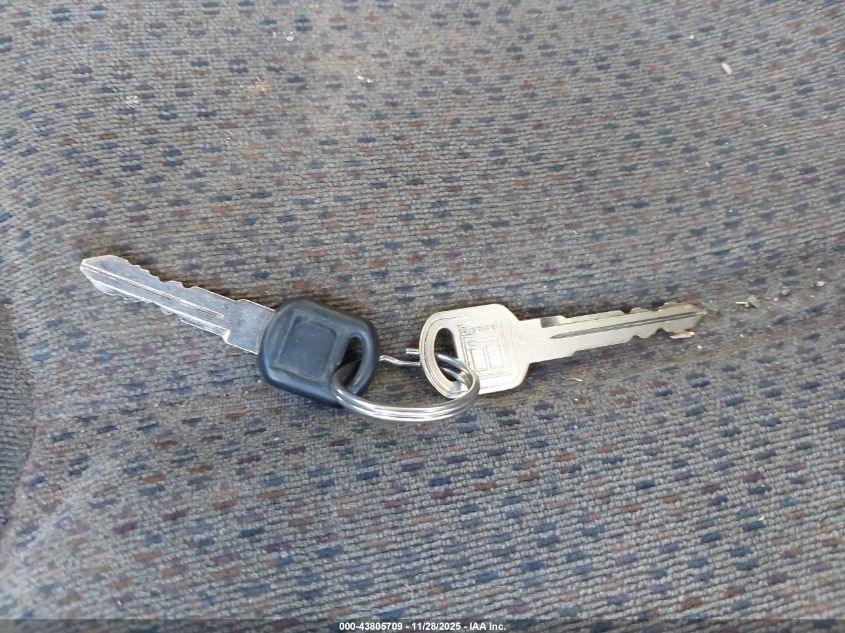 2003 Chevrolet Silverado 1500 Ls VIN: 2GCEK19T031335111 Lot: 43805709