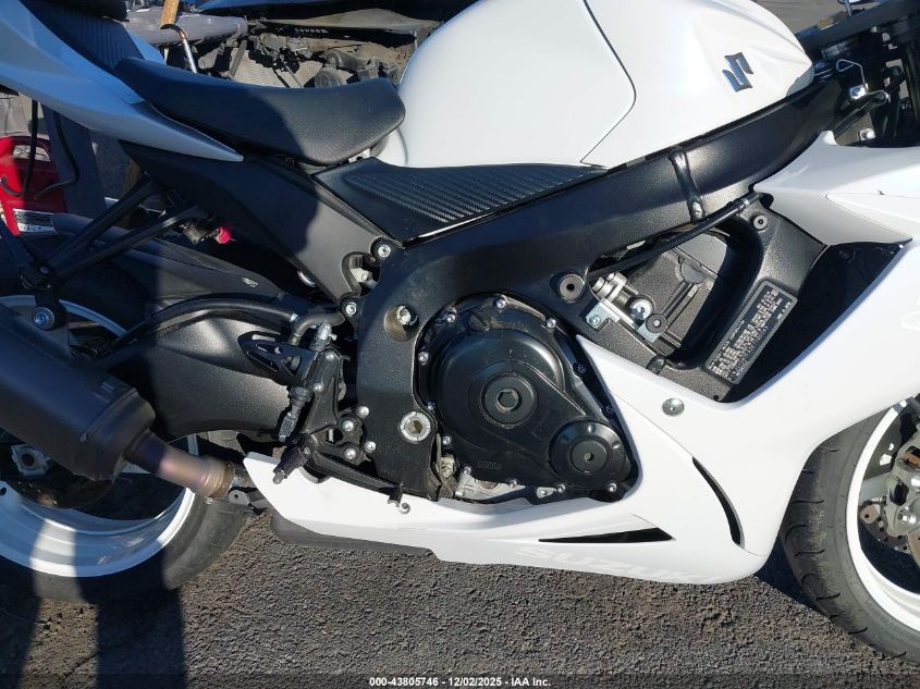 2019 Suzuki Gsx-R600 VIN: JS1GN7FA2K7100243 Lot: 43805746