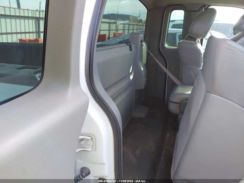 2006 Ford F-150 Stx/Xl/Xlt VIN: 1FTRF122X6NB70923 Lot: 43805747