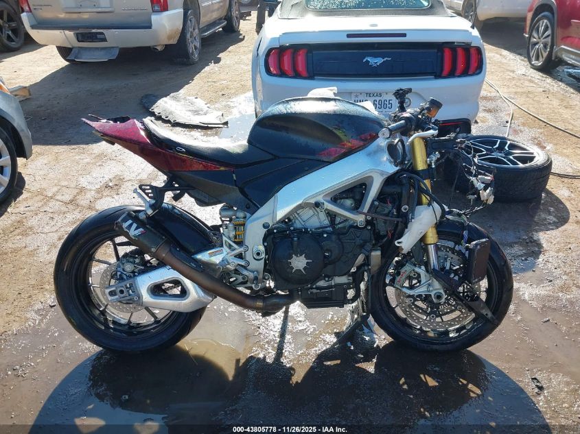 2024 Aprilia Rsv4 1100 VIN: ZD4KYUA08RS001085 Lot: 43805778