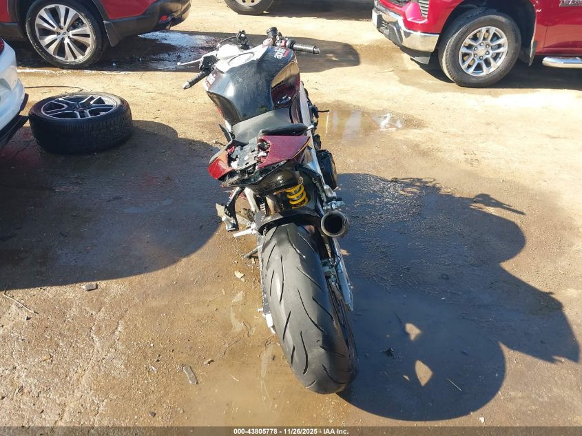 2024 Aprilia Rsv4 1100 VIN: ZD4KYUA08RS001085 Lot: 43805778