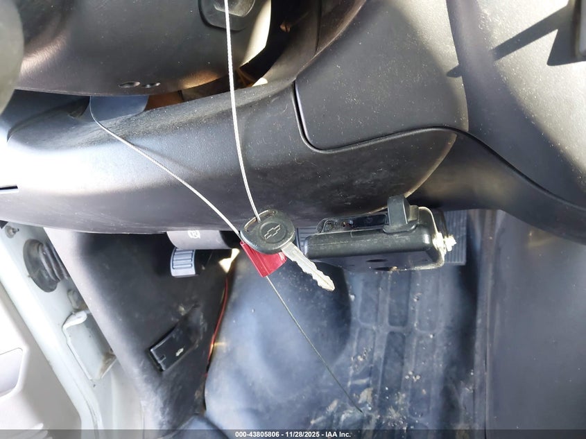 2007 Chevrolet Express Work Van VIN: 1GCHG35U971161351 Lot: 43805806