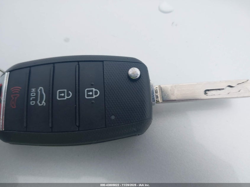 2020 Kia Optima Lx VIN: 5XXGT4L36LG414888 Lot: 43805822