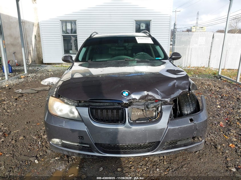 2008 BMW 328Xi VIN: WBAVT73558FZ37235 Lot: 43805825